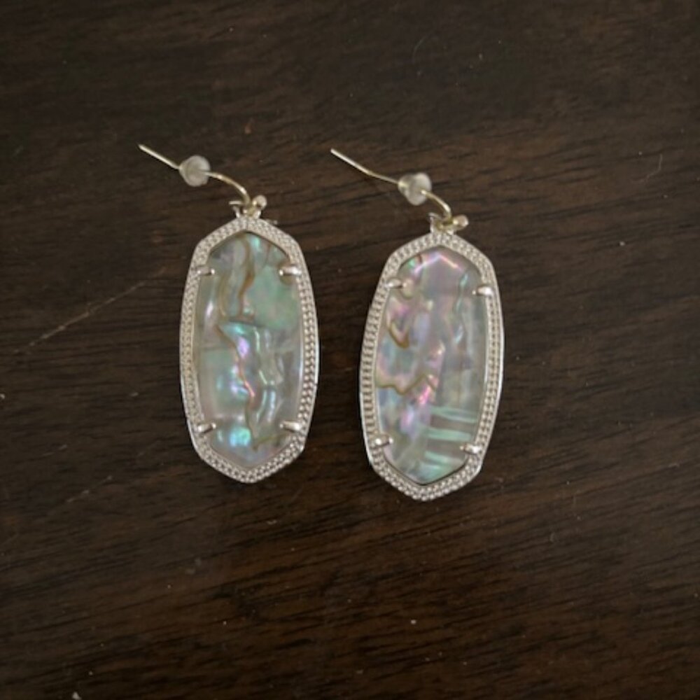 Kendra Scott Mother of Pearl / White gold plated drop earrings...